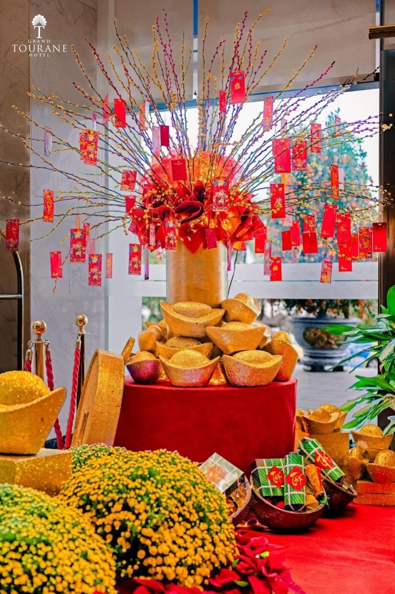 places to play Tet in Da Nang