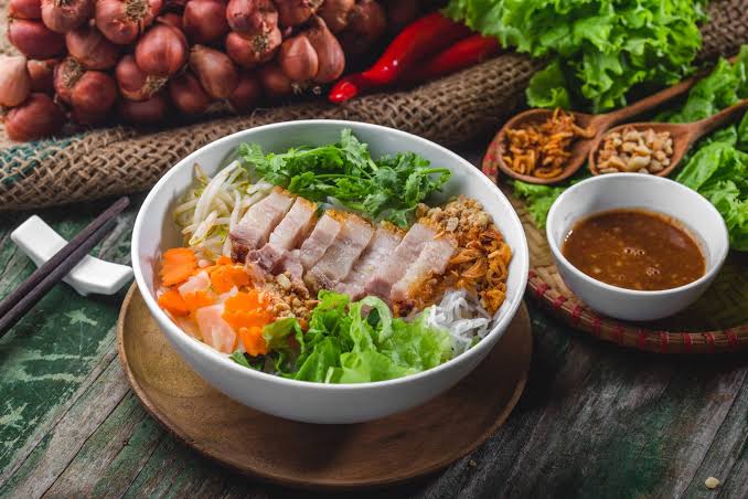 what to eat in Da Nang