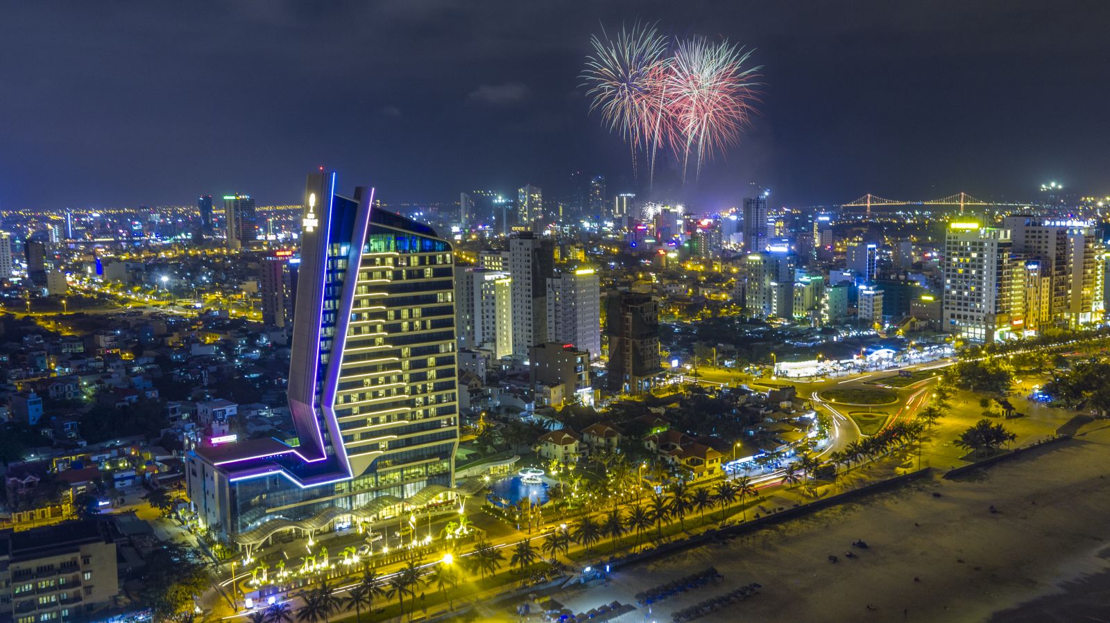 khách sạn view biển Đà Nẵng