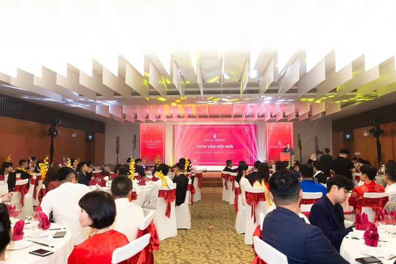 tiệc cuối năm công ty